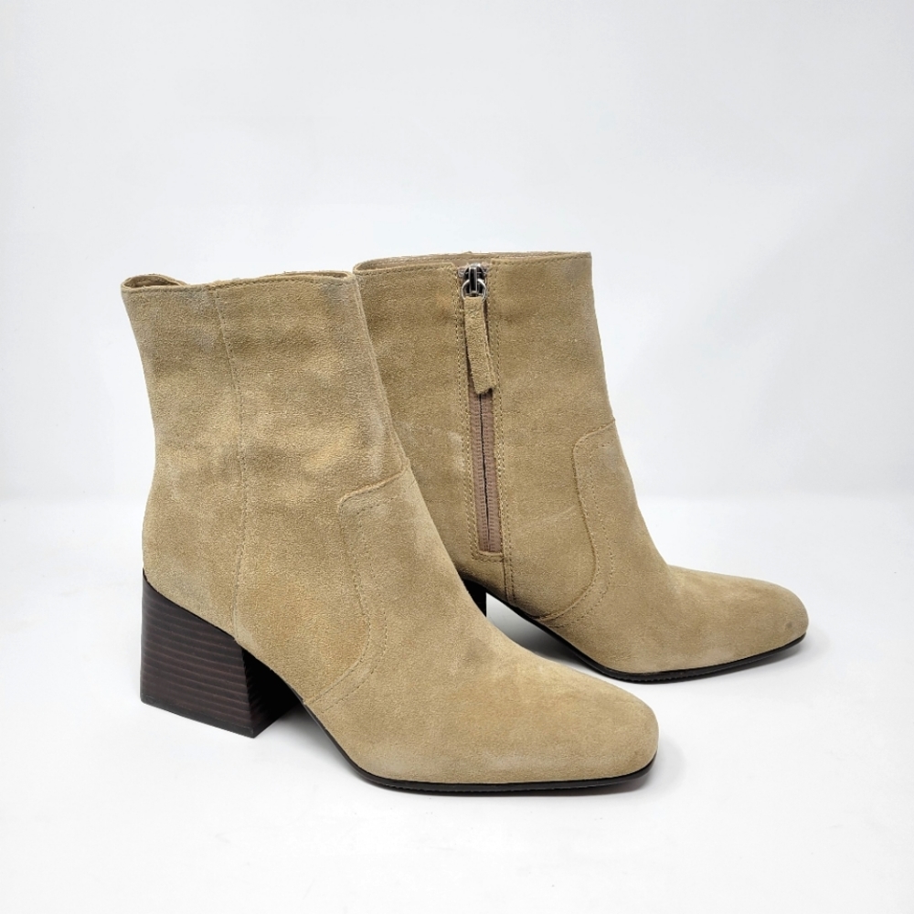 Blondo Taupe Zip Boots size 6